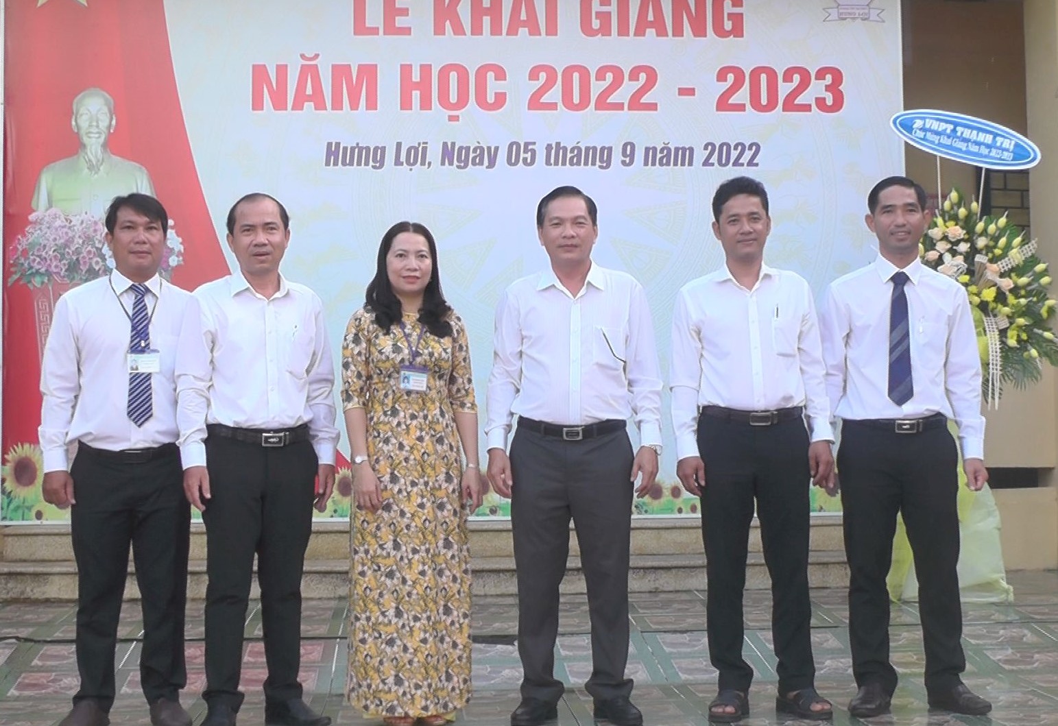 Trường THCS và THPT Hưng Lợi tổ chức Lễ Khai giảng năm học 2022-2023